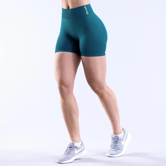 Dynamic Set - Picture 4 of 4